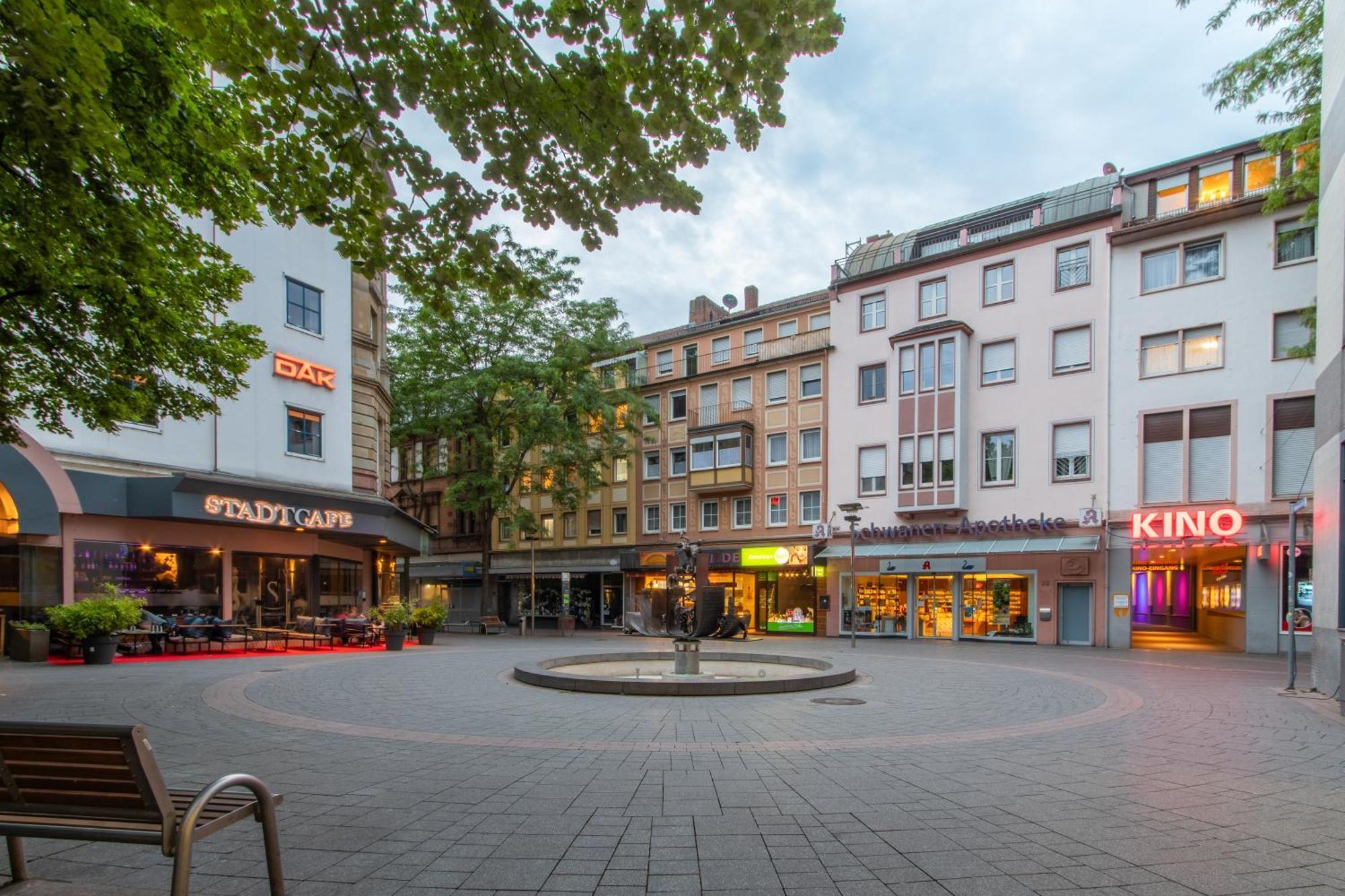 Penthouse-Maisonette - City Center, Highspeed Internet, Garage 보름스 외부 사진