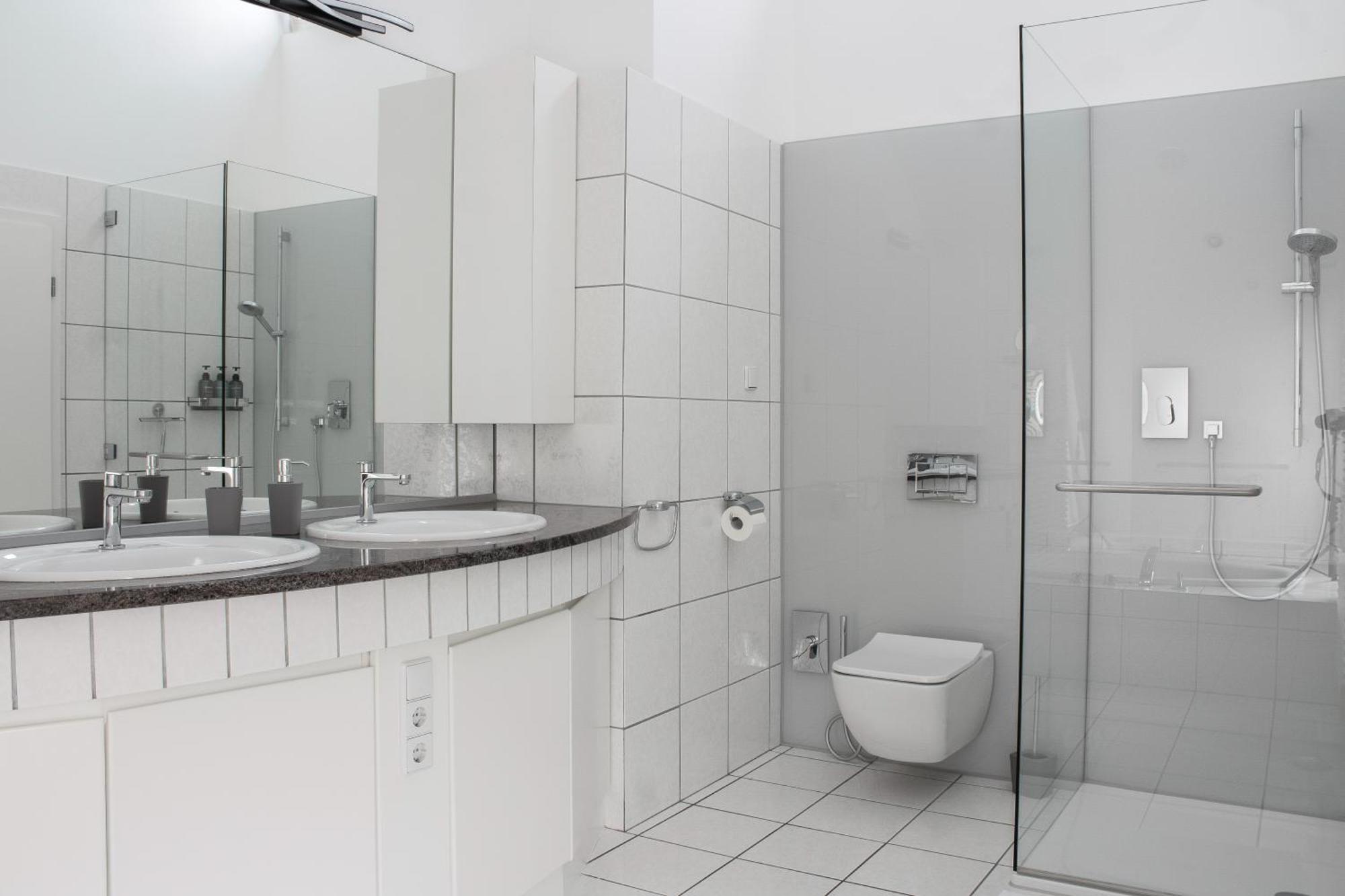 Penthouse-Maisonette - City Center, Highspeed Internet, Garage 보름스 외부 사진